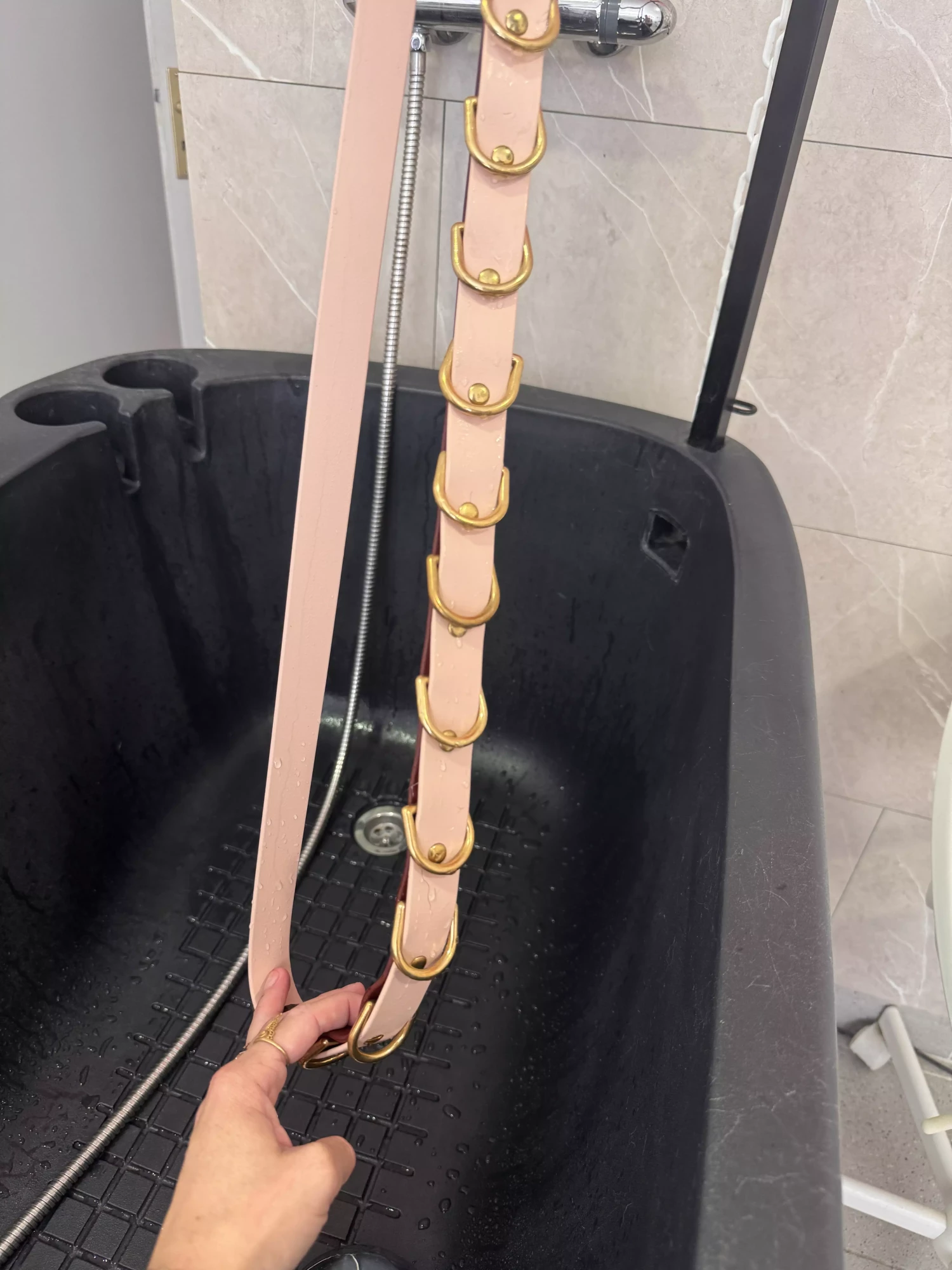 sangle pour le bain arrière